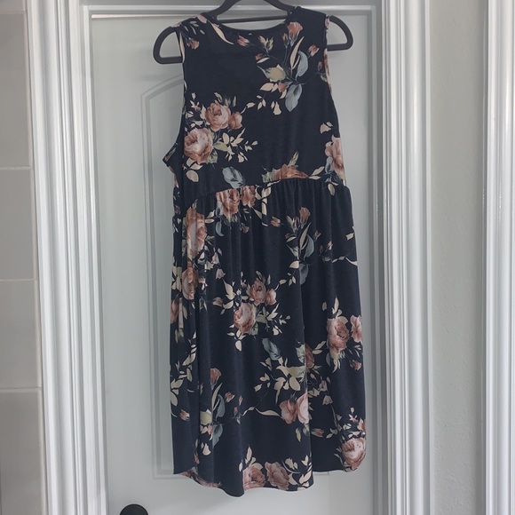 Bombom Floral Summer Dress, Size Large - Picture 2 of 5